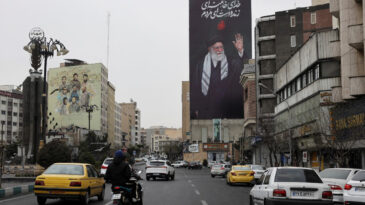 İran'da casusluk operasyonları: &Ccedil;ok sayıda g&ouml;zaltı var