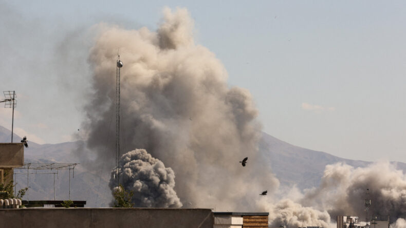 İran'da Ölü Sayısı 555'e Yükseldi