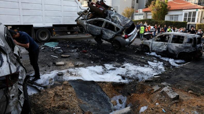 İran'dan İsrail'e f&uuml;ze saldırısı: 7 yaralı