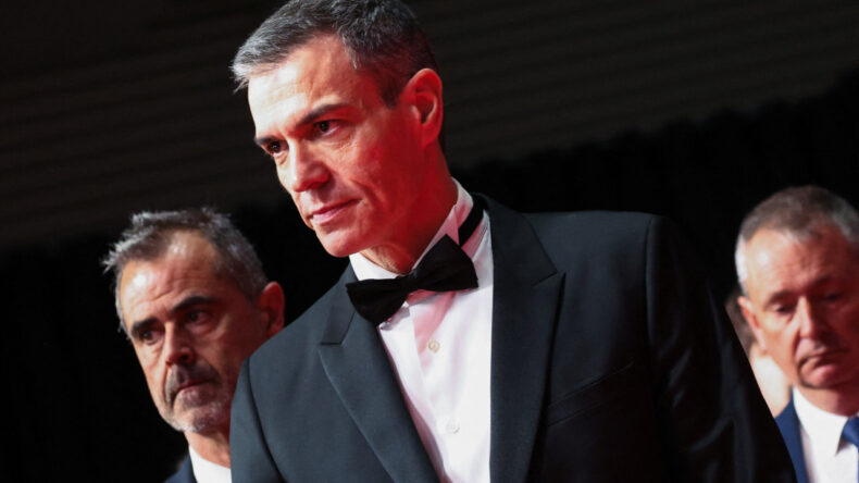 İspanya'dan çok konuşulacak 80 maddelik savaş paketi