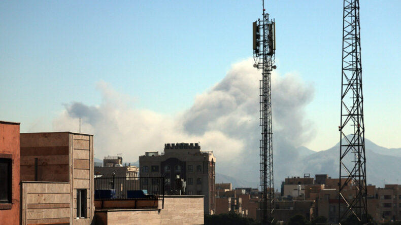 İsrail, İran Cumhurbaşkanlığı'nı vurdu