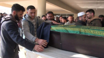 İsrail'in f&uuml;zesiyle &ouml;len TIR şof&ouml;r&uuml; toprağa verildi