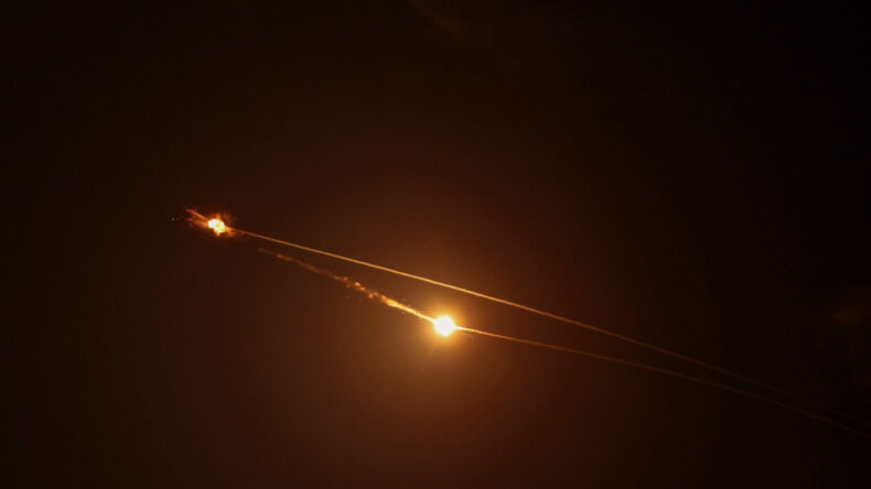 İsrail'de Saldırılar Sonucu Onlarca Kişi Yaralandı