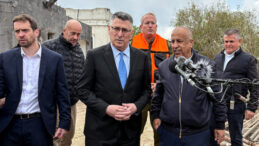 İsrailli Bakan: Rejimi Yalnızca İran Halkı Devirilebilir Ama…