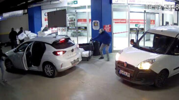 İstanbul'da Soygun: 6 &Ccedil;uval Para &Ccedil;alındı