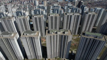 İstanbul'un Hayalet G&ouml;kdelenleri: Şirket İflas Etti