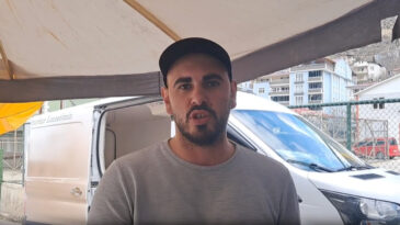 İsyan etti: Eskiden 10 &ccedil;uval satardık, şimdi elimizde kalıyor