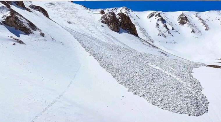 İtalya'da &ccedil;ığ felaketi 2 kişi &ouml;ld&uuml;, 5 kişi yaralandı