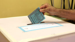 İtalya'da nefesler tutuldu: Yargı reform paketi i&ccedil;in sandığa gittiler