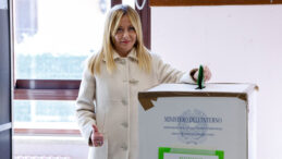 İtalya'da referandum hezimeti sonrası Meloni h&uuml;k&uuml;metinde art arda istifalar