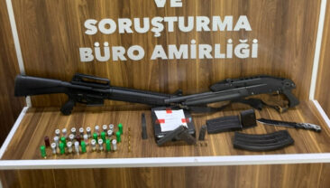 İzmir&rsquo;de Darp ve Zorla S&ouml;zleşme İmzalatma İddiasına 3 G&ouml;zaltı