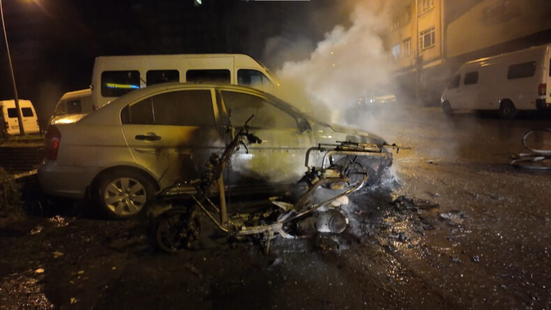 Kadık&ouml;y'de korkutan yangın