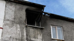 Kayseri'de Binada &Ccedil;ıkan Yangında 2 Kişi Dumandan Etkilendi