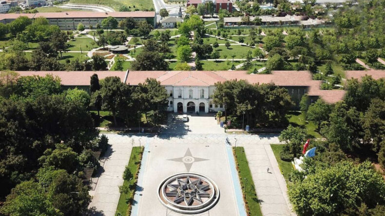 Kitap 17 bin lira burs 4 bin lira