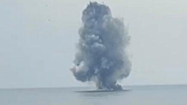 Kıyıya Vuran İnsansız Deniz Aracı B&ouml;yle İmha Edildi