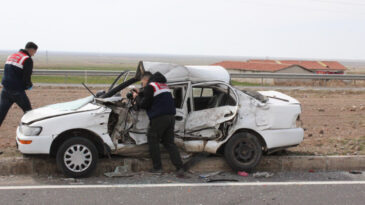 K&ouml;y Yolundaki Kazada 1 Kişi Hayatını Kaybetti