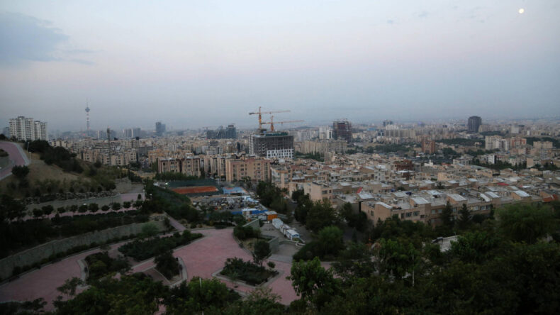 Kritik n&uuml;kleer tesise saldırı: Radyoaktif sızıntı a&ccedil;ıklaması