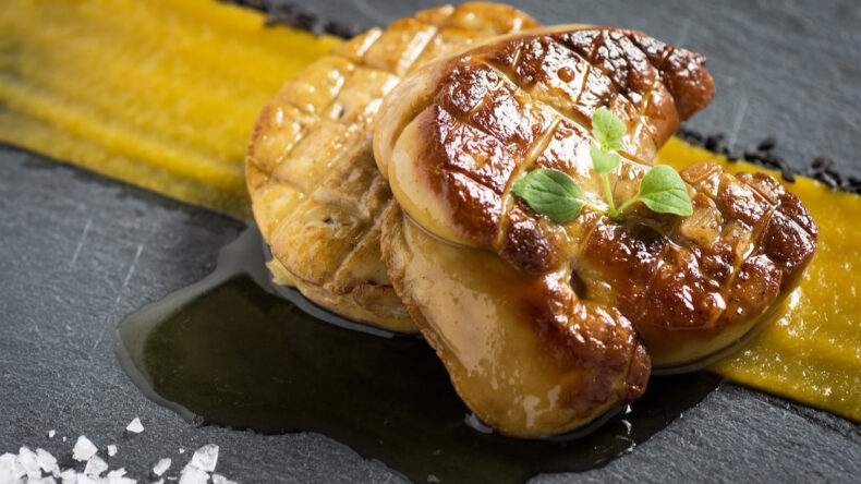 Laboratuvarda &Uuml;retilen Kaz Ciğerleri Yolda