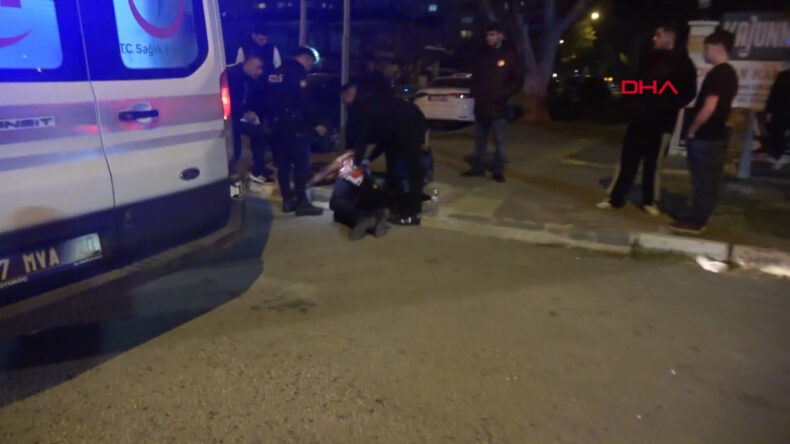 Ma&ccedil; &ccedil;ıkışı dehşeti yaşadı! Sokak ortasında bı&ccedil;aklandı