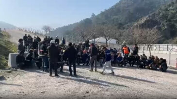 Madencilere TOMA ve Biber Gazıyla M&uuml;dahale: 4 G&ouml;zaltı