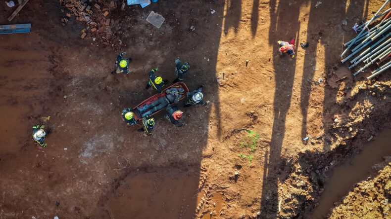 İş merkezi &ccedil;&ouml;kt&uuml;: &Ccedil;ok sayıda &ouml;l&uuml; var