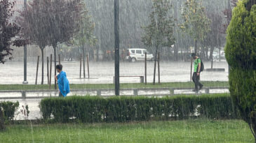 Meteoroloji'den kuvvetli yağış uyarısı: 5 il i&ccedil;in alarm verildi