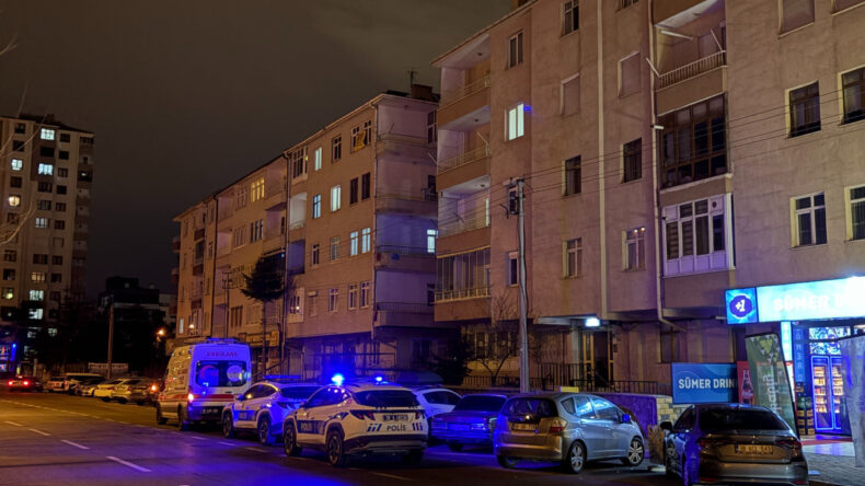 Mezarlık d&ouml;n&uuml;ş&uuml; eşini &ouml;l&uuml; buldu