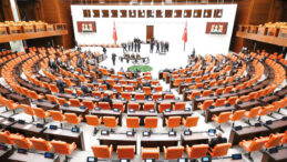 Milli Eğitim Bakanlığı &ccedil;areyi &lsquo;polisiye&rsquo;de arıyor