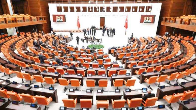 Milli Eğitim Bakanlığı çareyi ‘polisiye’de arıyor