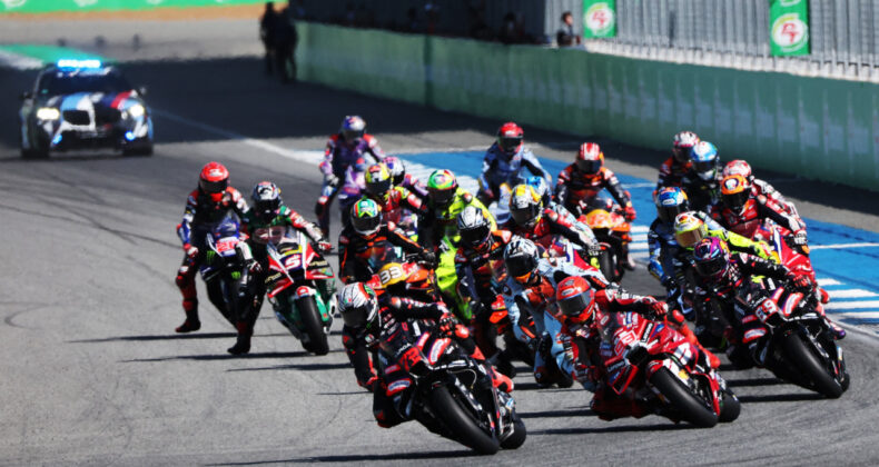 MotoGP'de Katar Grand Prix'si Savaş Nedeniyle Ertelendi