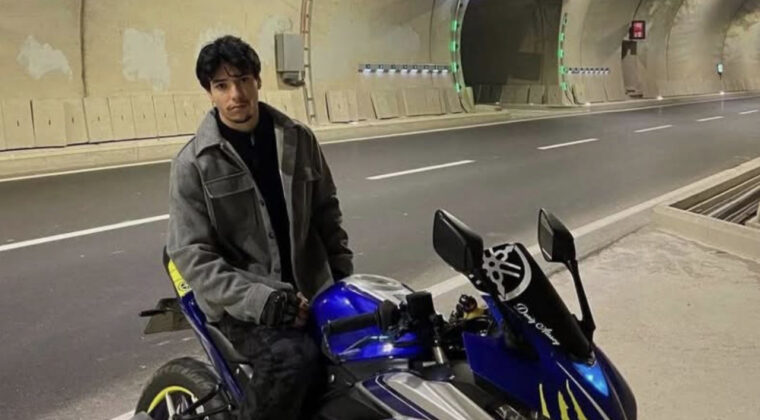 Motosiklet Kazasında &Uuml;niversiteli Deniz Hayatını Kaybetti