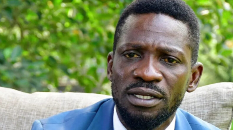 Muhalefet lideri ülkeden kaçtı: Beni öldürmeye çalıştılar