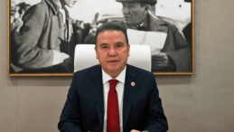 Muhittin B&ouml;cek'in Şof&ouml;rlerine G&ouml;zaltı