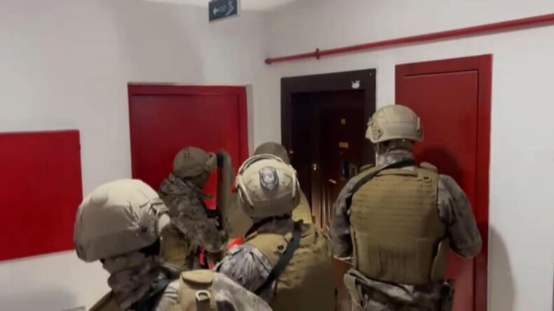 Nevruz'da tespit edildiler: Ter&ouml;r soruşturmasında 44 g&ouml;zaltı