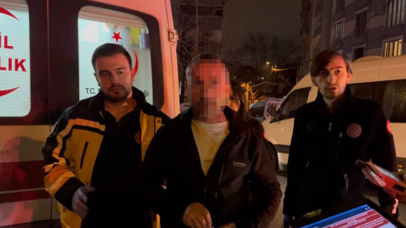 &Ouml;n&uuml;ne Gelene &Ccedil;arptı, Vatandaşı Polis Sandı