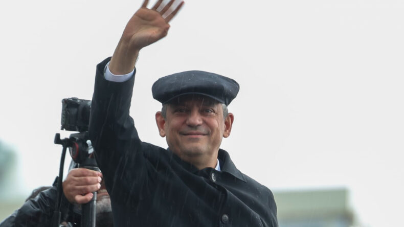 &Ouml;zg&uuml;r &Ouml;zel hakkında yeni soruşturma