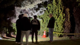 Parkta Erkek Cesedi Bulundu