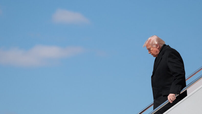 Pentagon, Trump'tan 200 milyar dolar savaş b&uuml;t&ccedil;esi istemiş