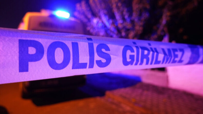 Polis kardeşlerin kavgası kanlı bitti: 1 &ouml;l&uuml;, 1 yaralı