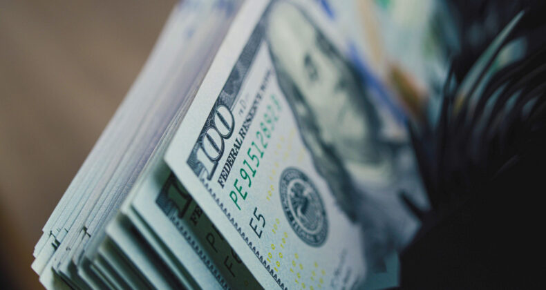 Reel sekt&ouml;r&uuml;n d&ouml;viz a&ccedil;ığı ocakta arttı