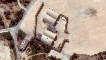 Rus personel İran'dan tahliye edildi