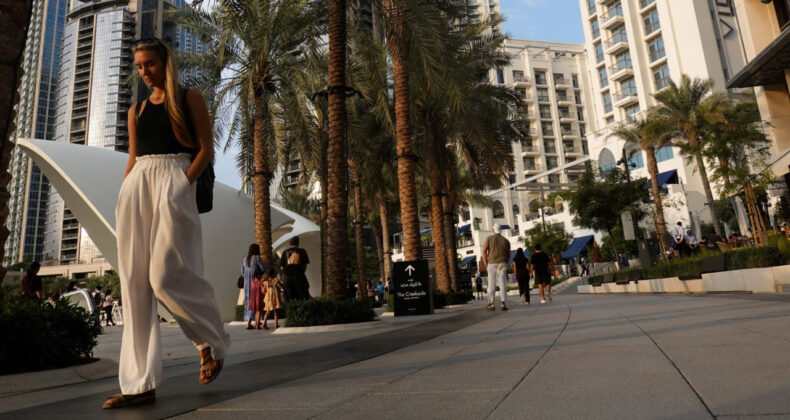 Rus turistler Orta Doğu tatillerini iptal ediyor