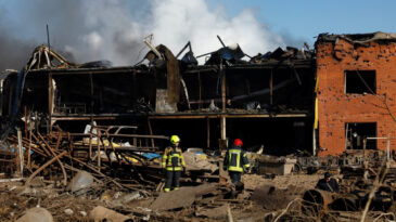 Rusya, Ukrayna'yı gece boyu vurdu