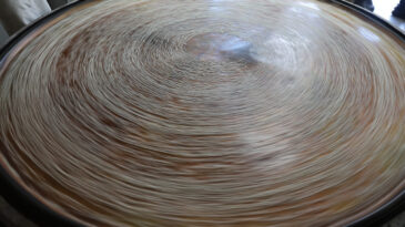 Sadece un ve sudan yapılıyor: Kilosunu 180 liraya satıyorlar