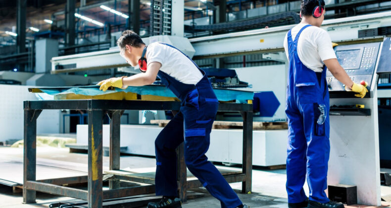 Sanayici Konut ve AVM Kıskacında