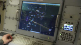 Savaş U&ccedil;ağı Radardan Kayboldu