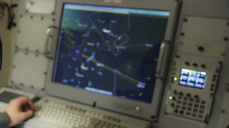 Savaş U&ccedil;ağı Radardan Kayboldu