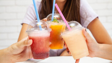 Şekerli i&ccedil;eceklerdeki gizli tehlike: Riski y&uuml;zde 34 artırıyor