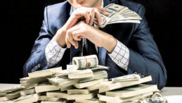 Servet Milyonerlerin Hesabına Aktı