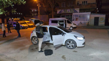 Silahlı Kavgada Kan D&ouml;k&uuml;ld&uuml;: 1 &Ouml;l&uuml;